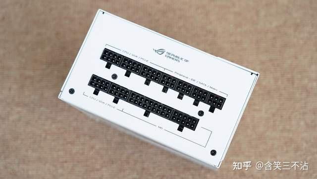 艾尔登法环太火了,于是打造了一台能在4K分辨率下畅玩它的黑白主机 第54张 艾尔登法环太火了,于是打造了一台能在4K分辨率下畅玩它的黑白主机 第54张