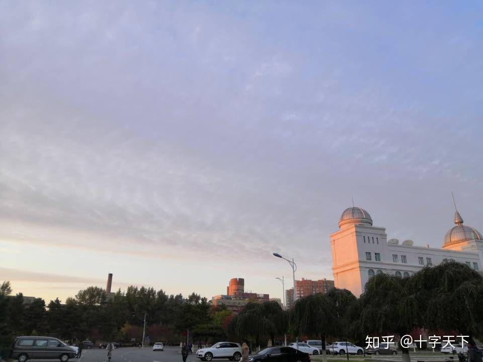 哪里的大学可以免费参观 v2-489038e5f2f3e7b4514ef6158d758731_r.jpg