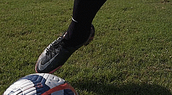 足球中八个基础射门技术