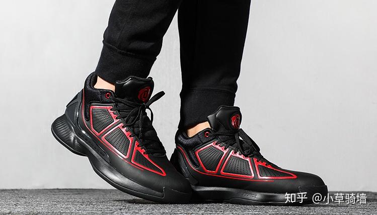 送给男朋友篮球鞋选择推荐攻略教你送什么后卫小前锋球鞋合适最新方法