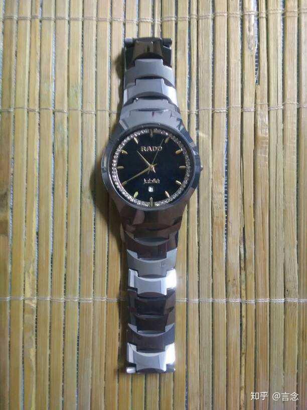 雷达rado jubile系列产品机械手表怎样辨别真伪1,一般 真品rado 雷达