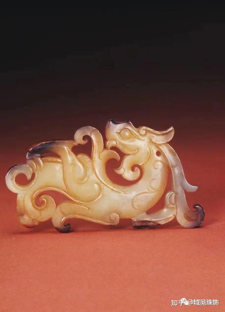 双龙转心玉佩:祥瑞之美与无尽祝福