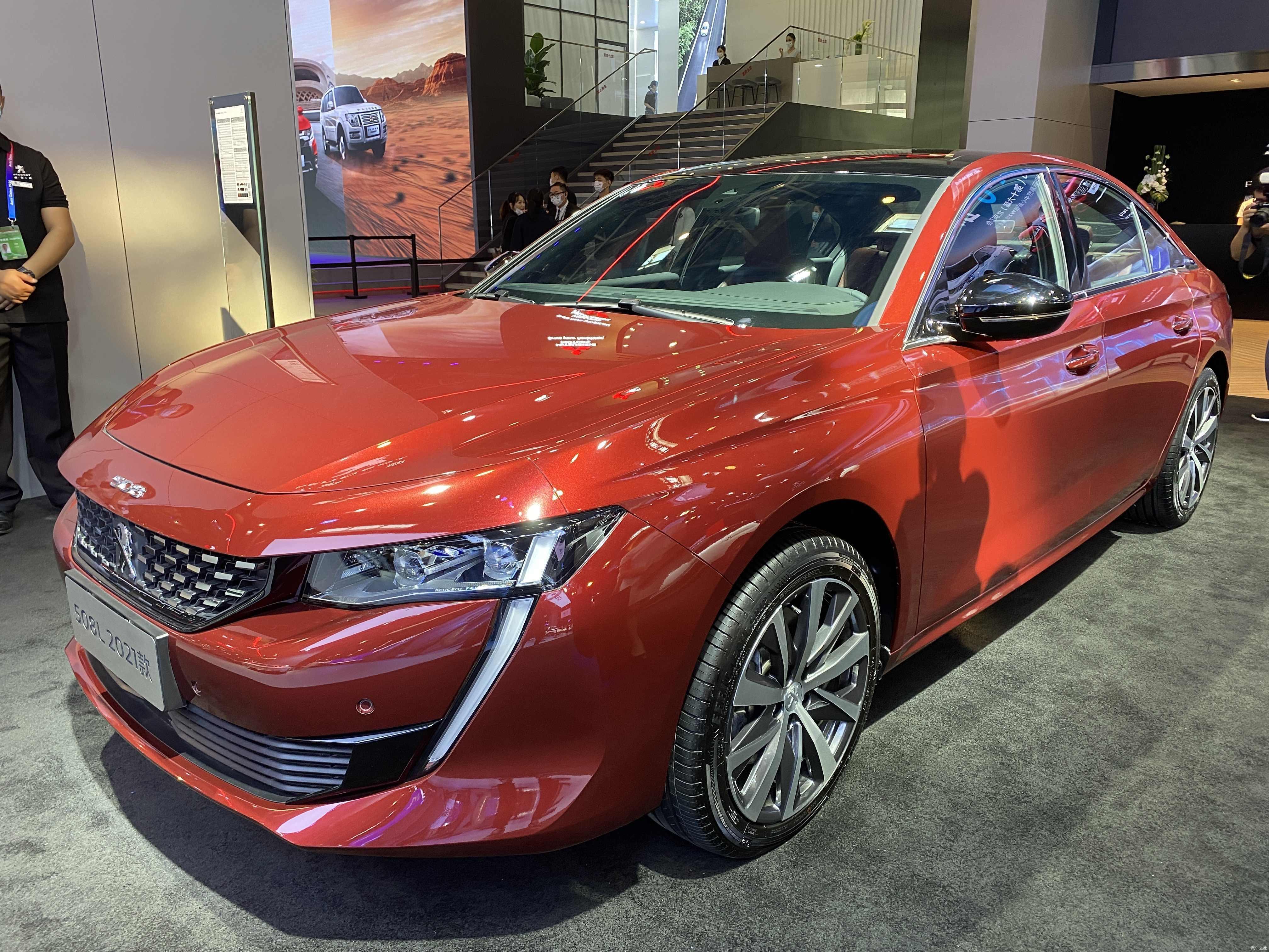 北京车展实拍标致508l法系浪漫为颜值买单