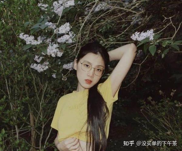中国留学女生自选“男主”拍风月视频,“黑白通吃”狂赚5000万! - 知乎