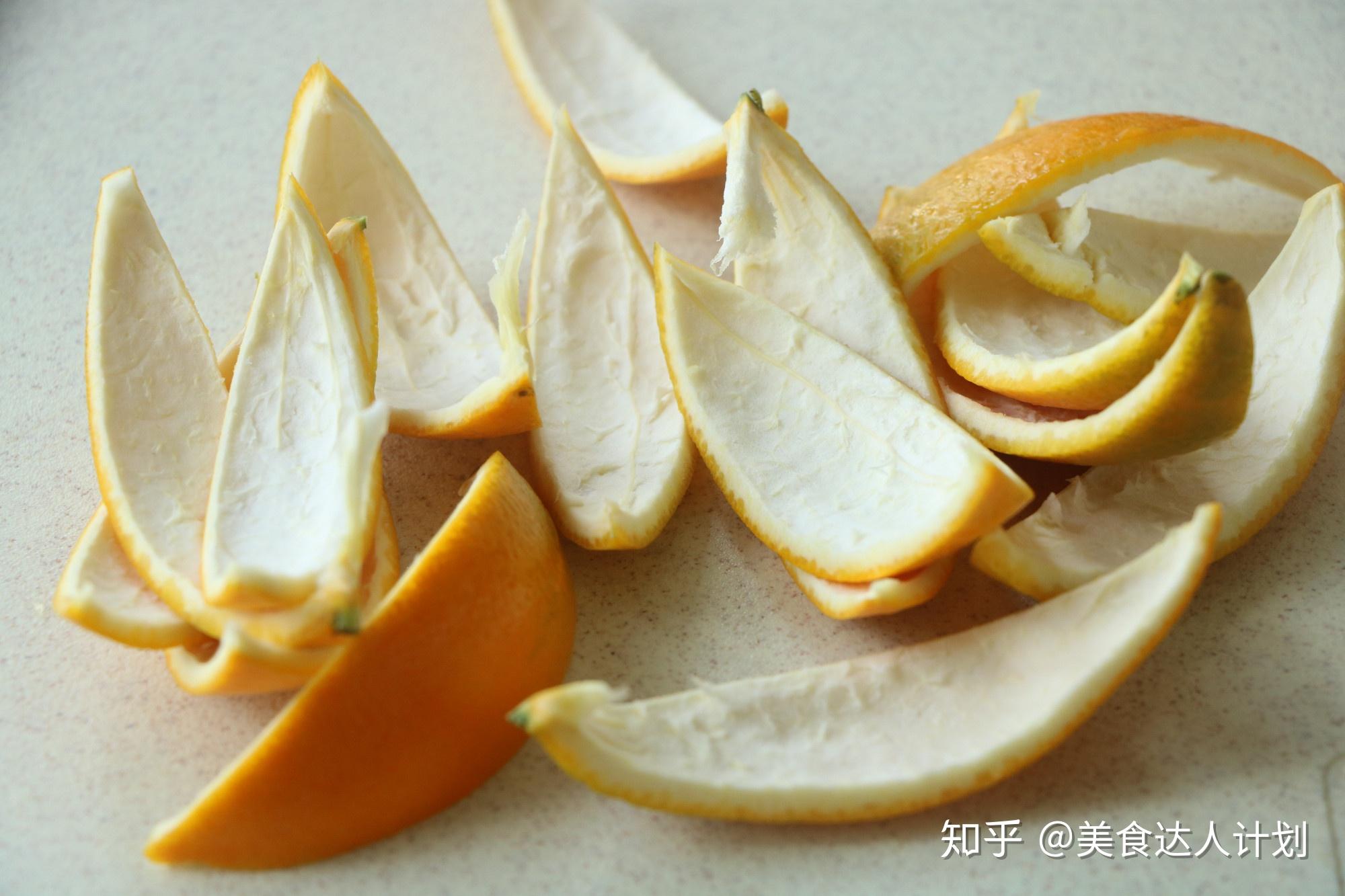 吃剩的橙子皮不要扔掉,简单加工一下,用处多多,胜过秋梨膏! - 知乎