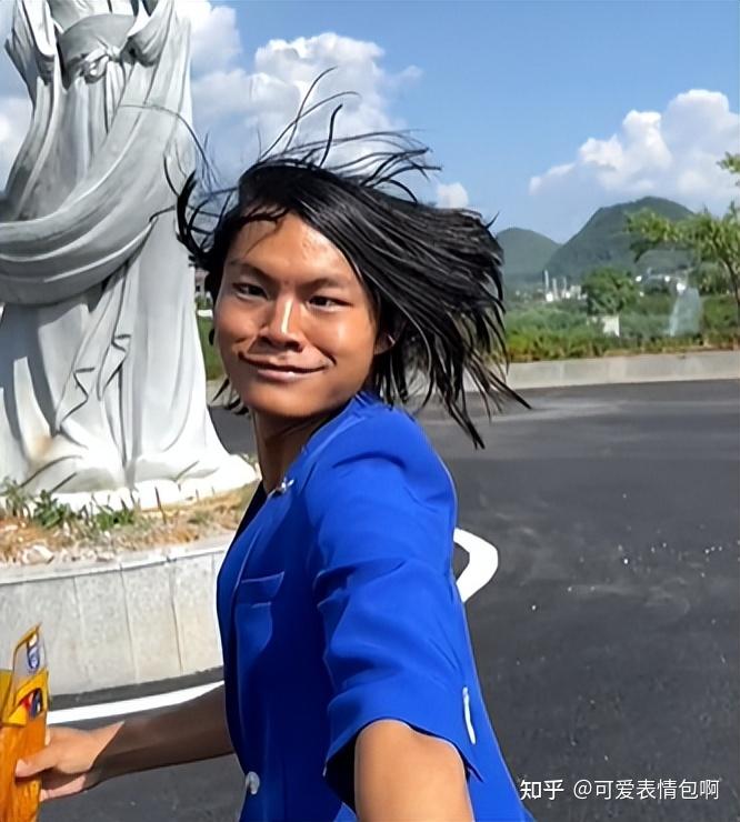 “抖音”火爆表情包|皮小浪蓝色妖姬gif动图 - 知乎