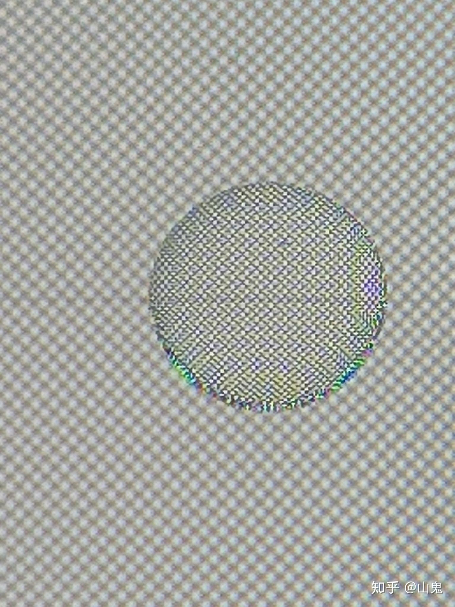 华为mate40pro屏幕排列是钻石还是周冬雨? - 知乎