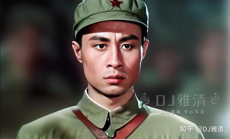 这位云南女兵,和杨丽坤一样漂亮,搭档王心刚走红后,为何不进八一厂? - 知乎