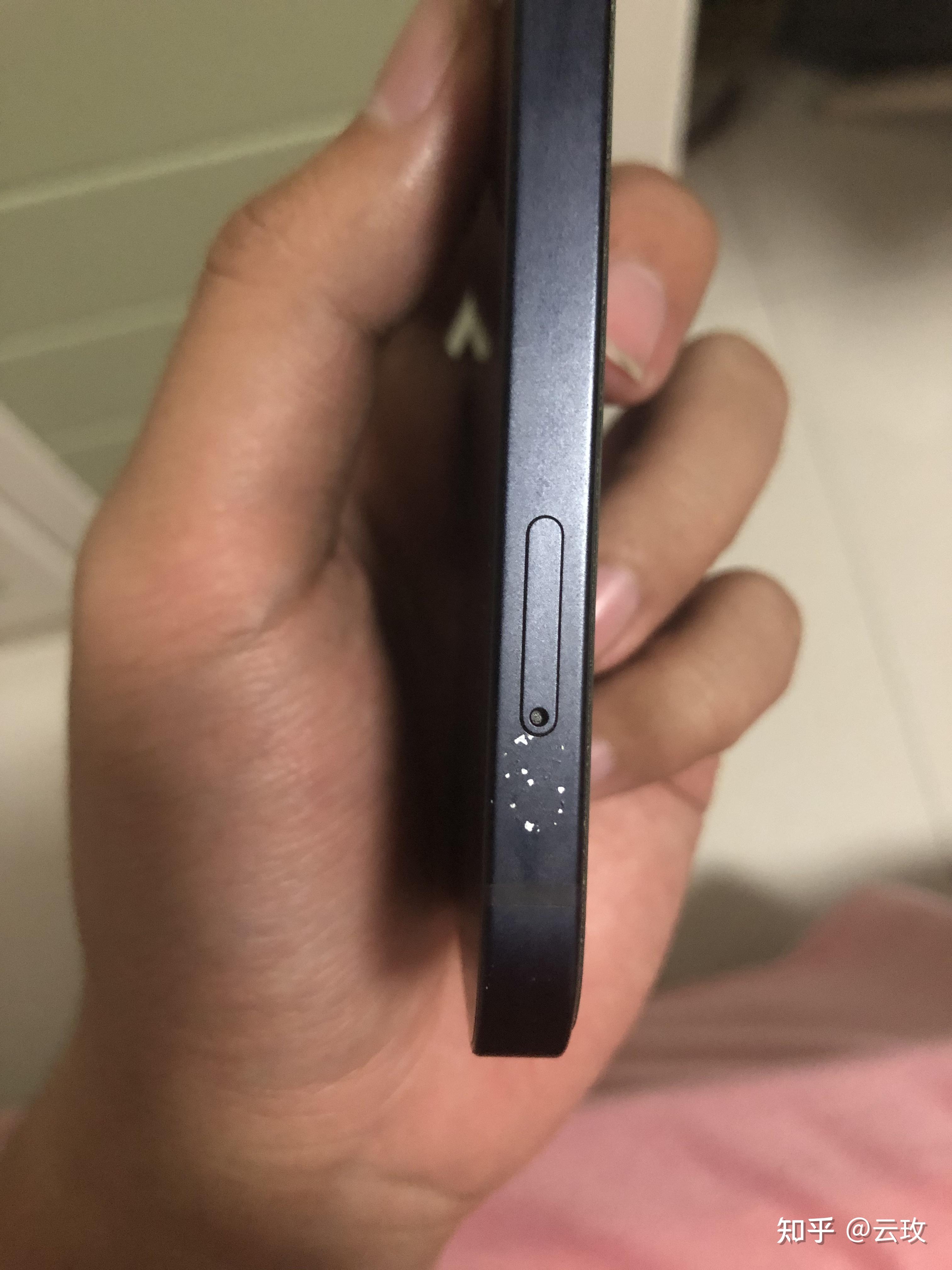 你们的iphone12掉漆了吗