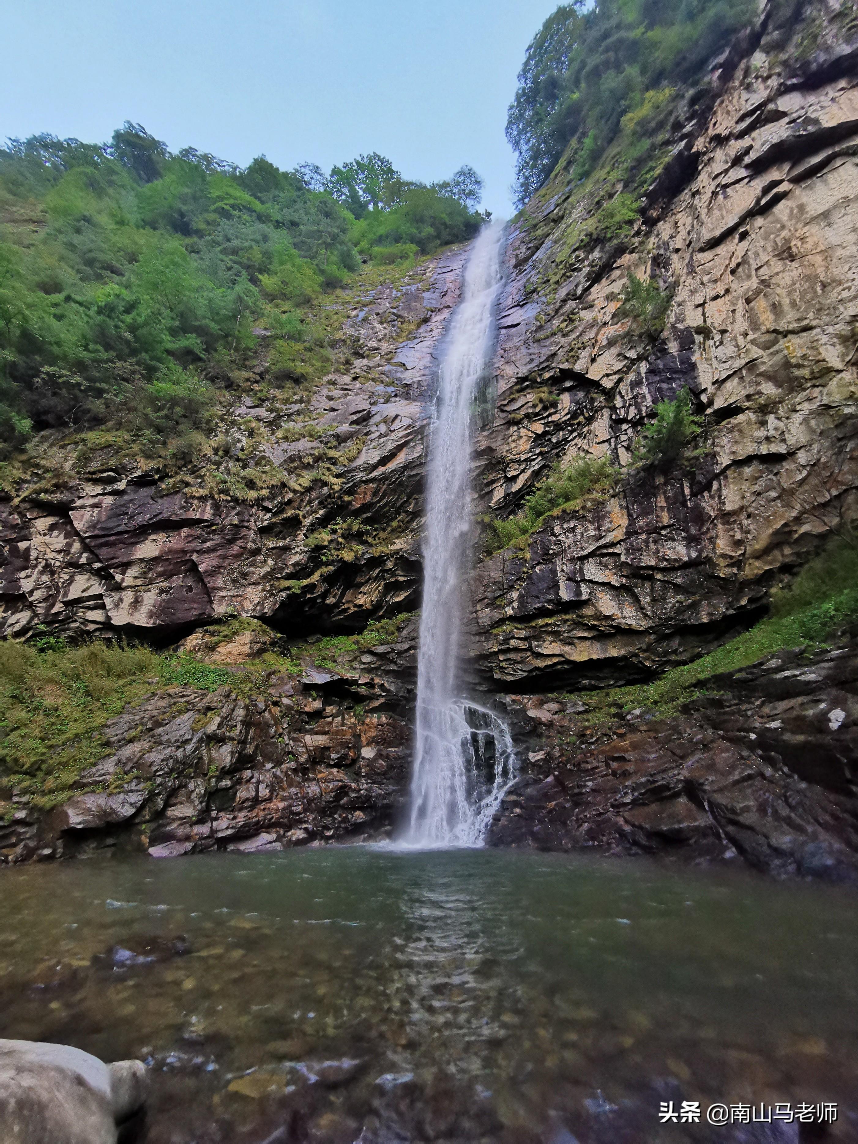 9,石坝峪尖山沟瀑布10,大水峪大水瀑布这些瀑布只是秦岭瀑布中的九牛
