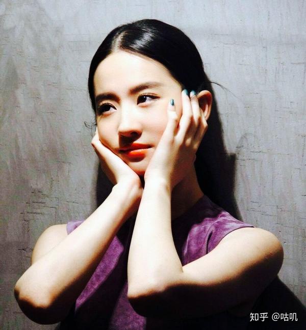 你手里有哪些刘亦菲超美的照片?