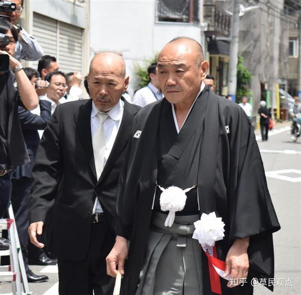 日本黑帮火拼却被吐槽老龄化严重有黑帮的日本为何还如此安全