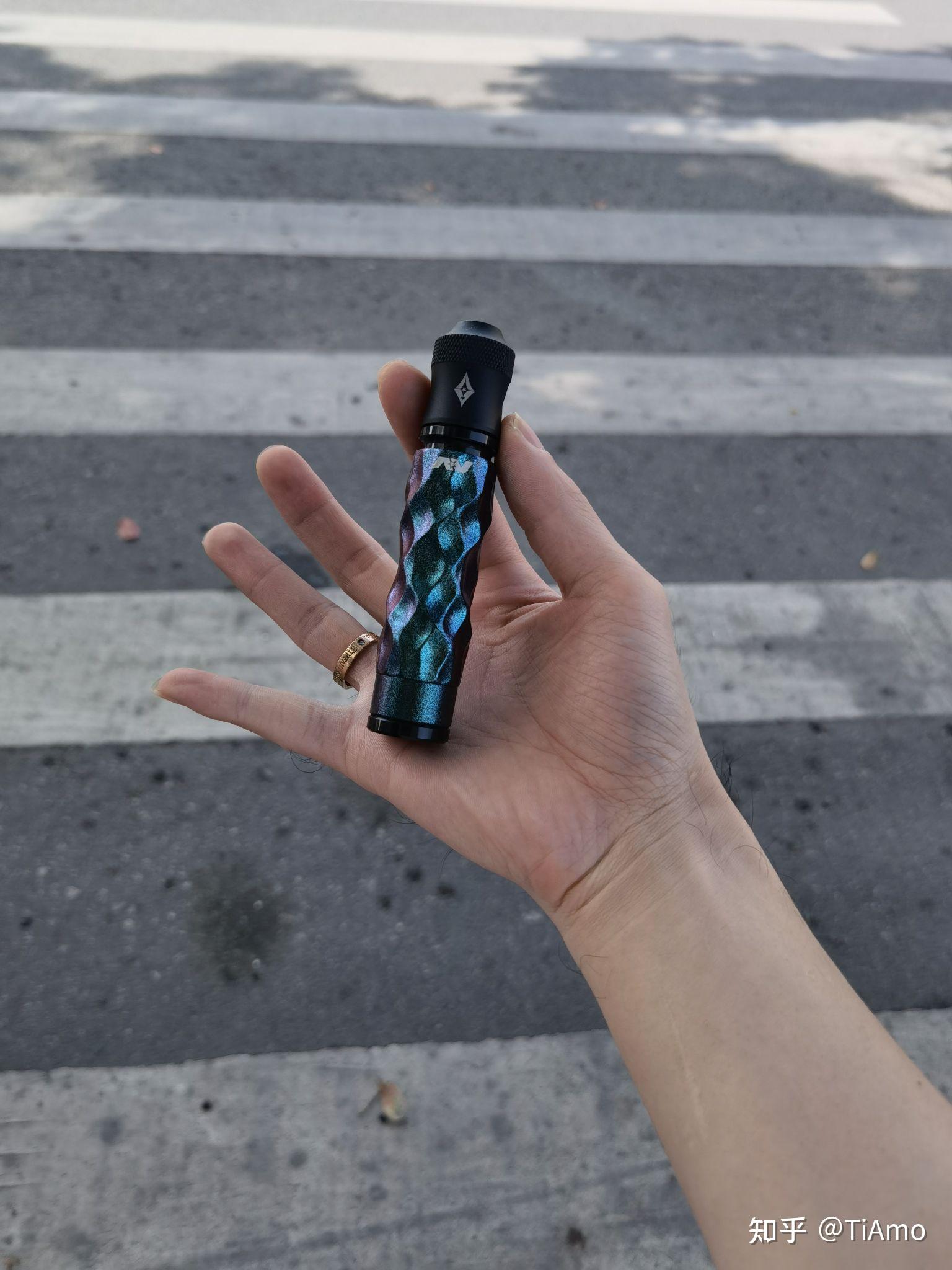 请大神介绍些颜值高的电子烟机械杆的