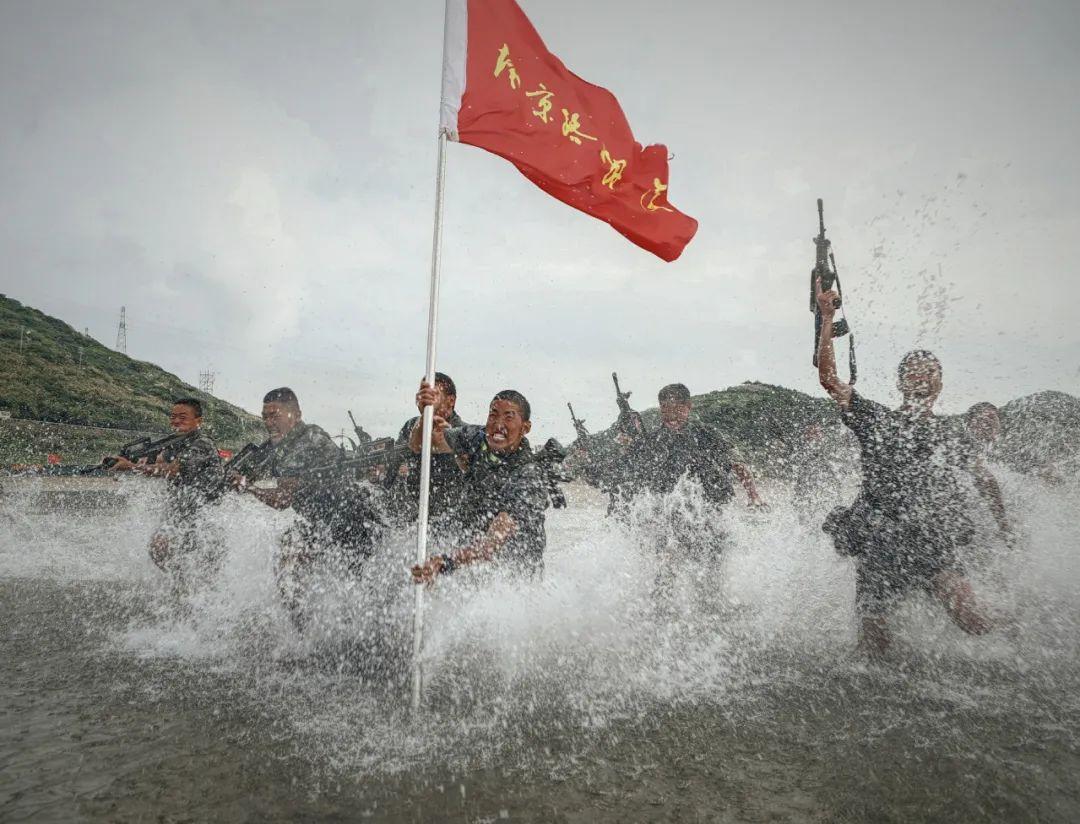 好八连天下传命名57周年