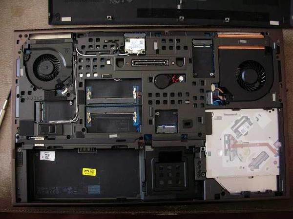 戴尔precisionm6800加装西部数据nvmessdsn52固态硬盘装4g模块