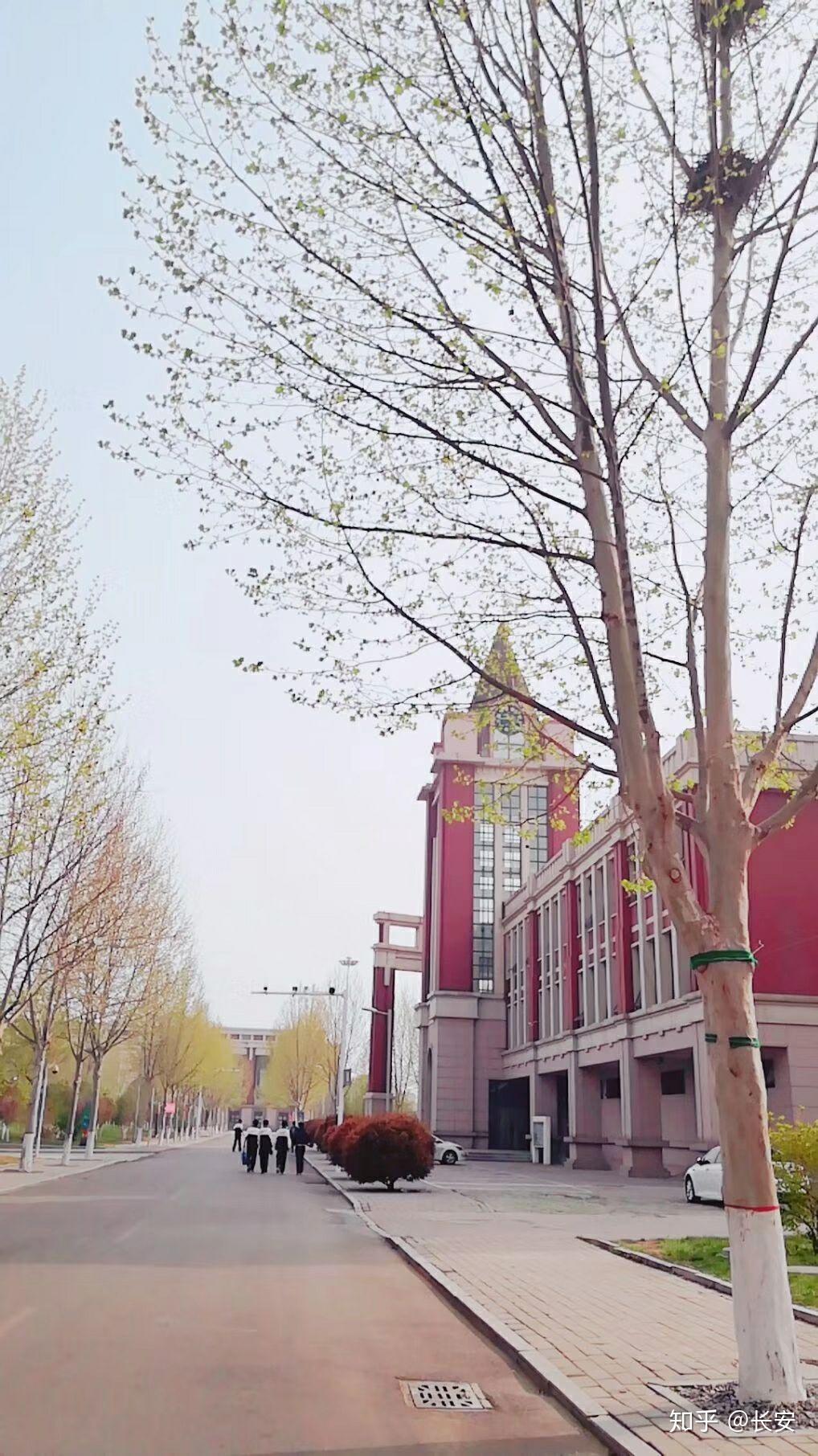 高考考完最后一科走出考场的一瞬间是什么感觉