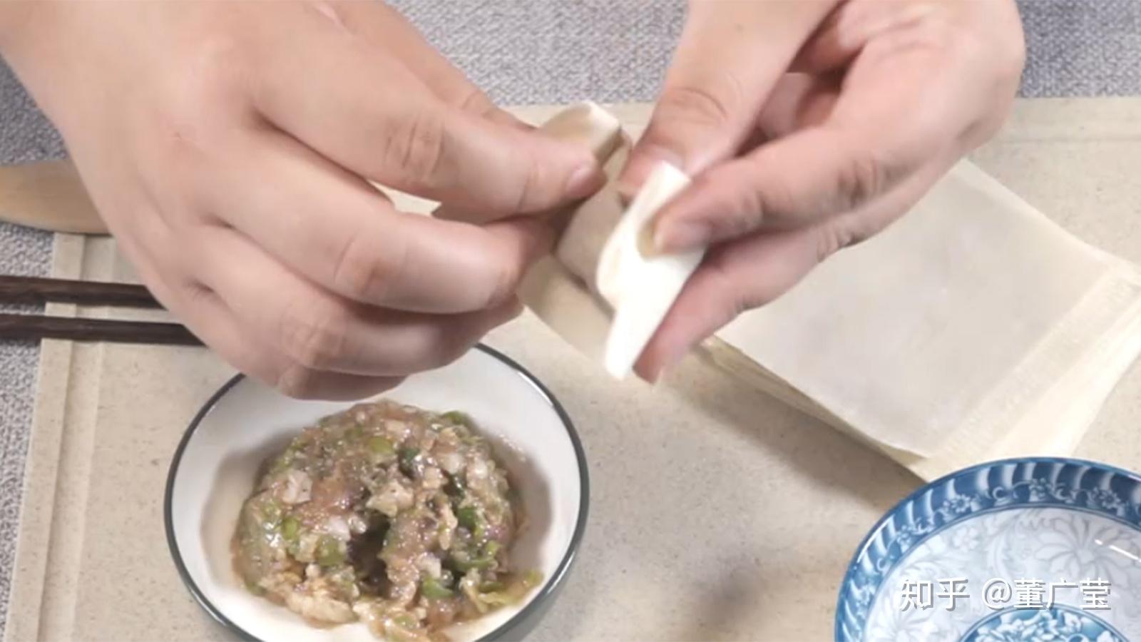 轻松几步学会馄饨包法再也不用出去吃早点想吃自己做味美热乎好吃也好