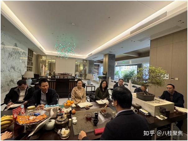 南宁市行政审批局领导莅临南宁北海商会走访调研