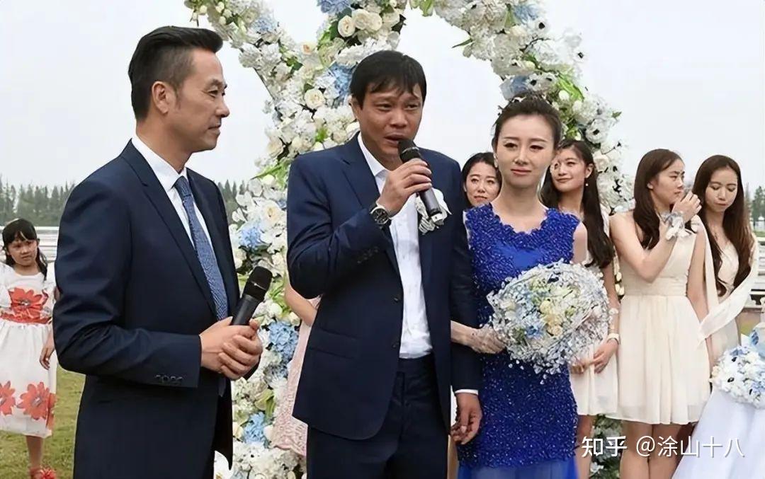 在范志毅的三任老婆中,大家最为人熟知