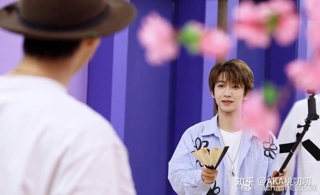 创造营好多宇一夜涨12万粉丝cp对出道有多少帮助