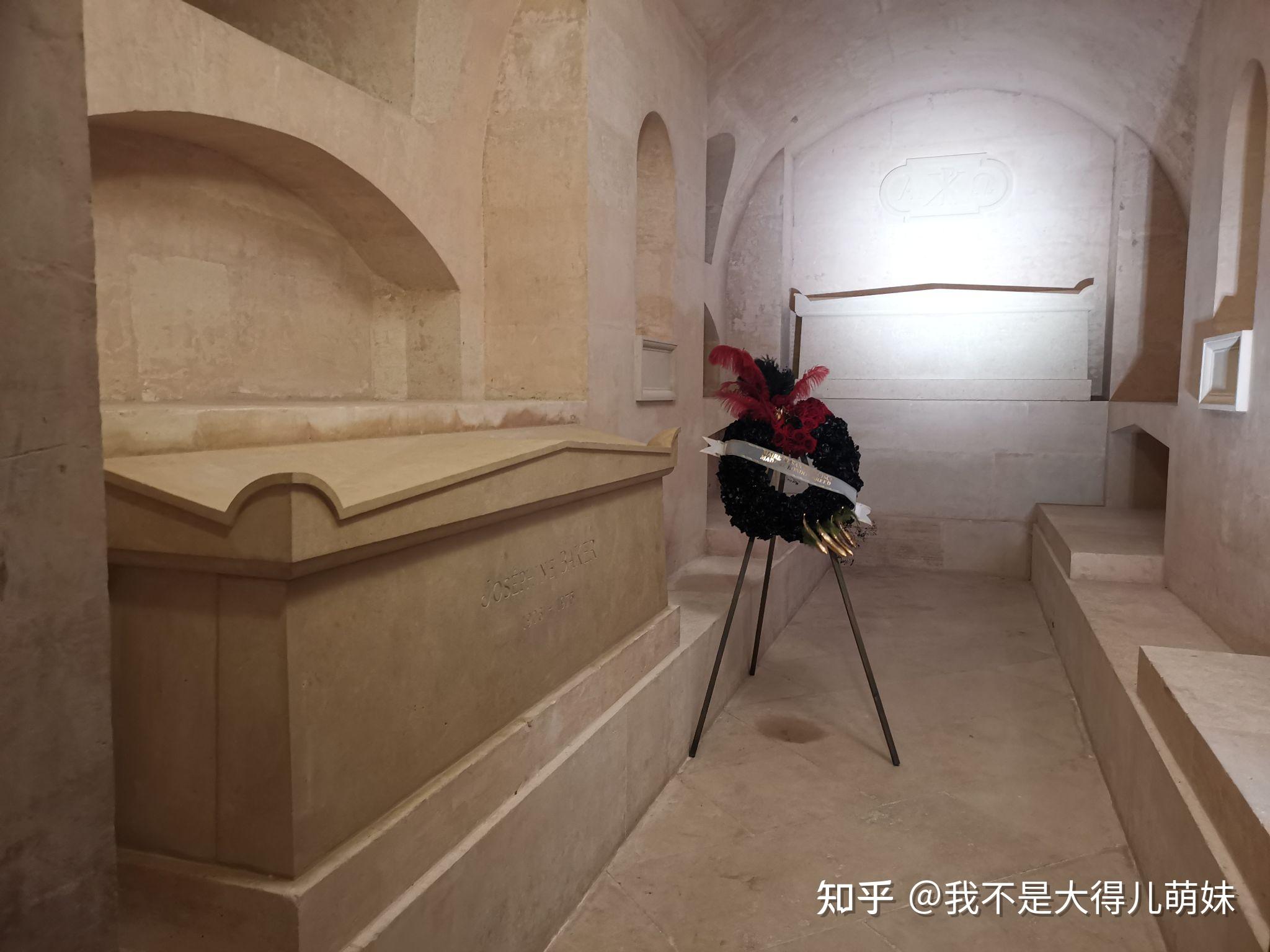 传奇人物约瑟芬贝克入葬巴黎先贤祠