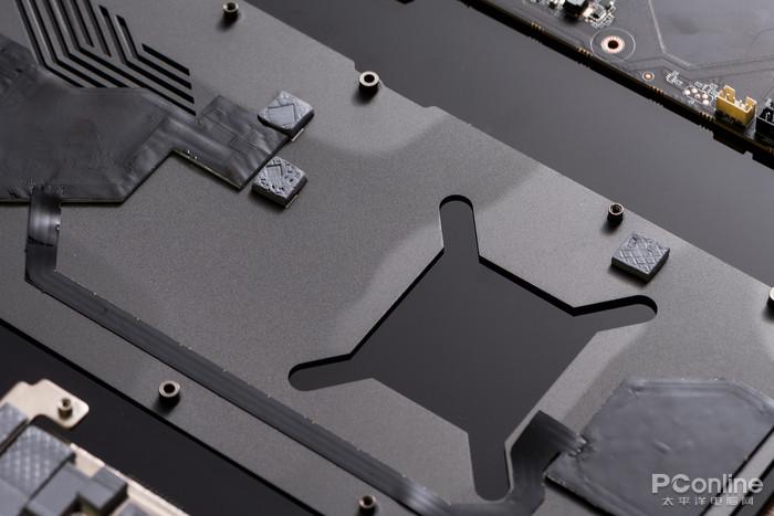 索泰rtx3090tiampextremeholo显卡评测外观亮眼的非公卡皇