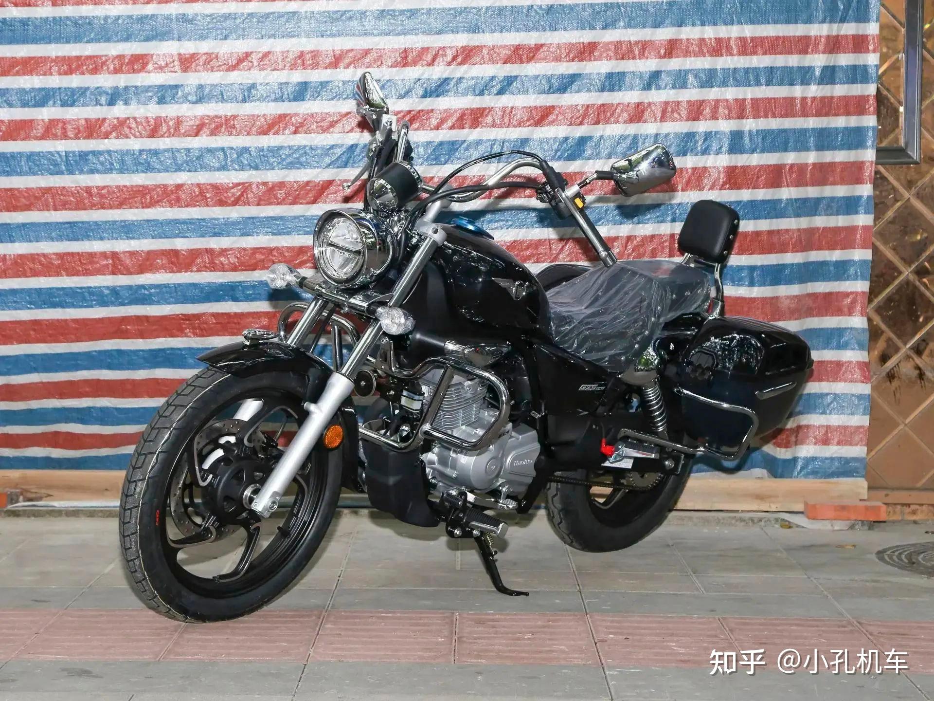 第一款:豪爵 gzs150      (售价:13580元)对于长途骑行巡航太子车