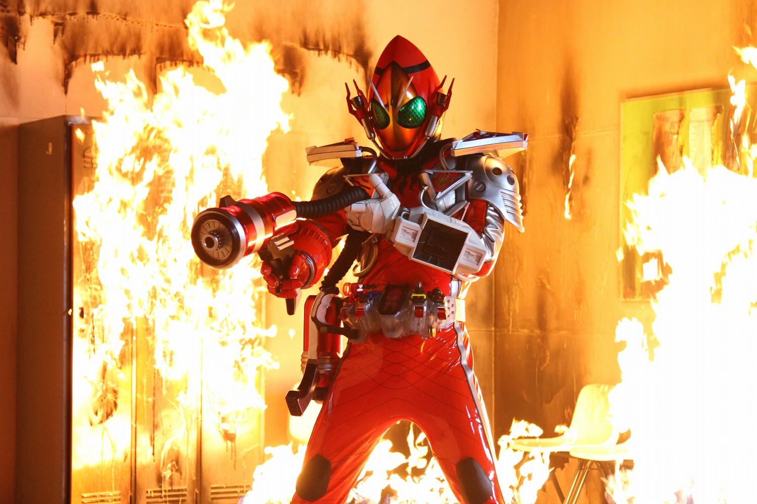 【假面骑士图鉴】假面骑士fourze的形态汇总