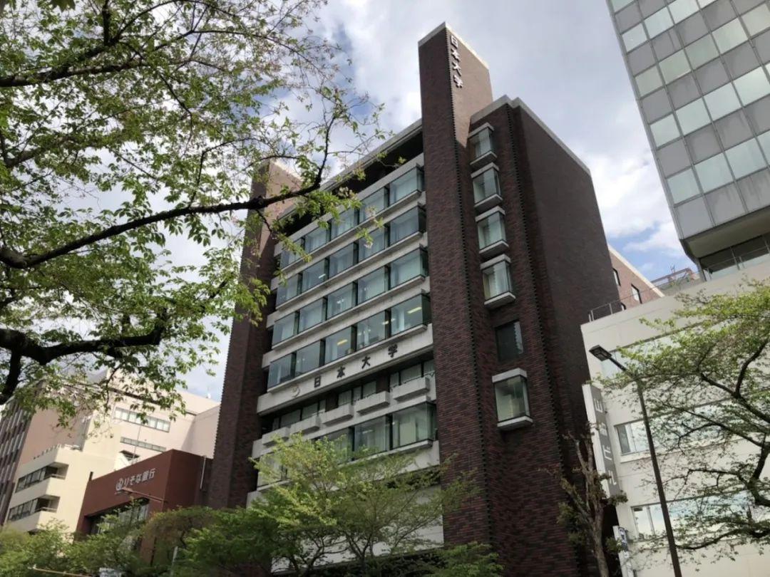 日本大学简称日大,是日本最大的私立综合大学,创立于1889年.