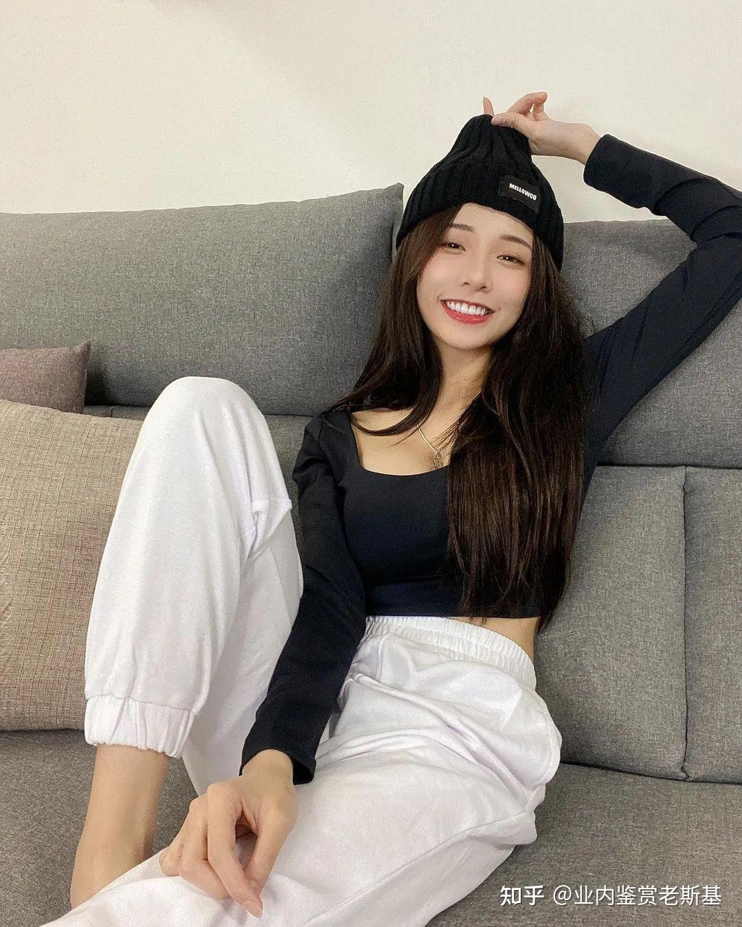 模特正妹!亮亮 - 知乎