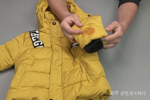 羽绒服用洗发膏洗行吗（洗发水洗羽绒服）-第2张图片-潮百科