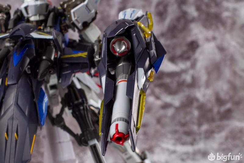 metalbuildp204qx强袭闪电背包测评