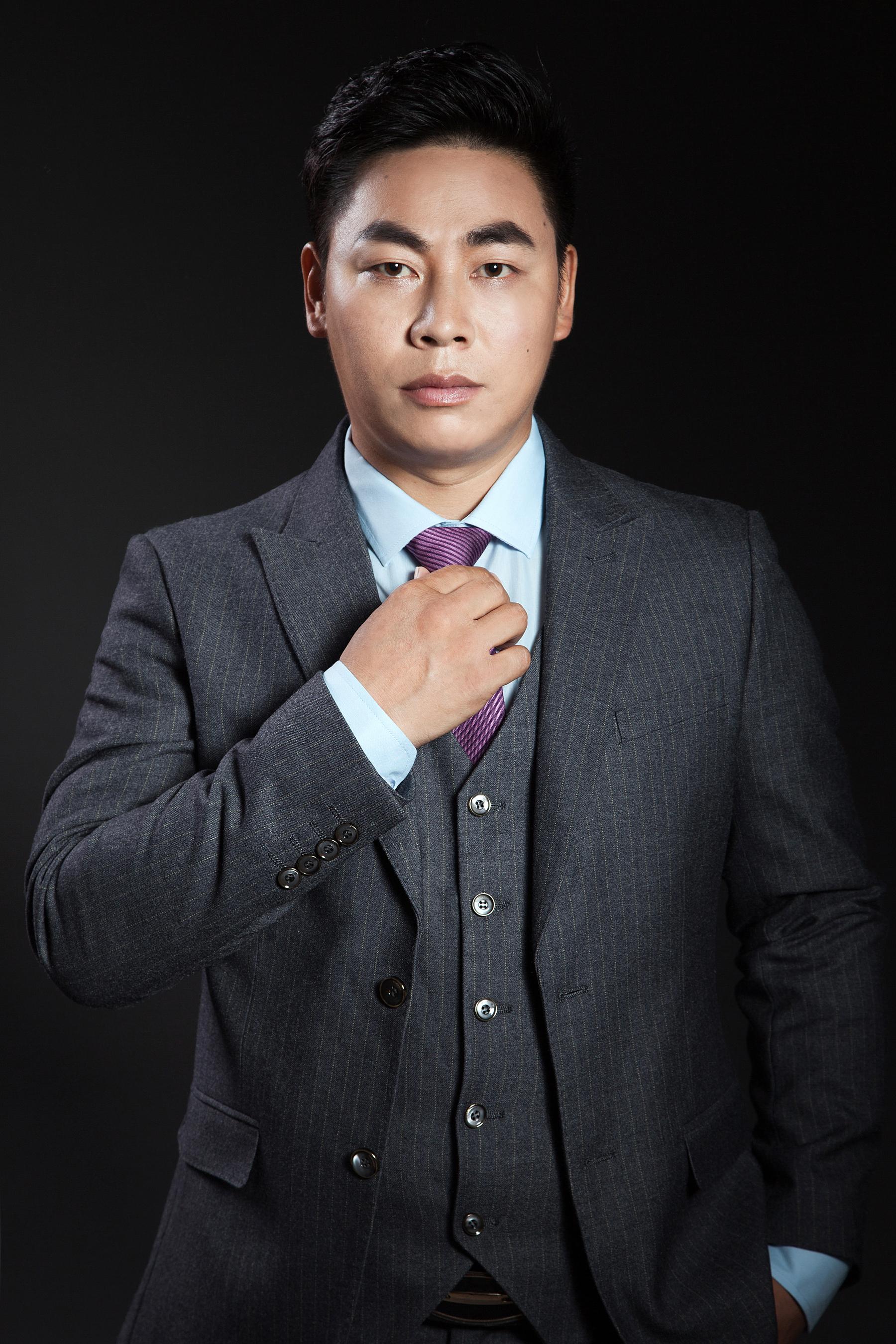 肖像照与形象照艺术漫谈一