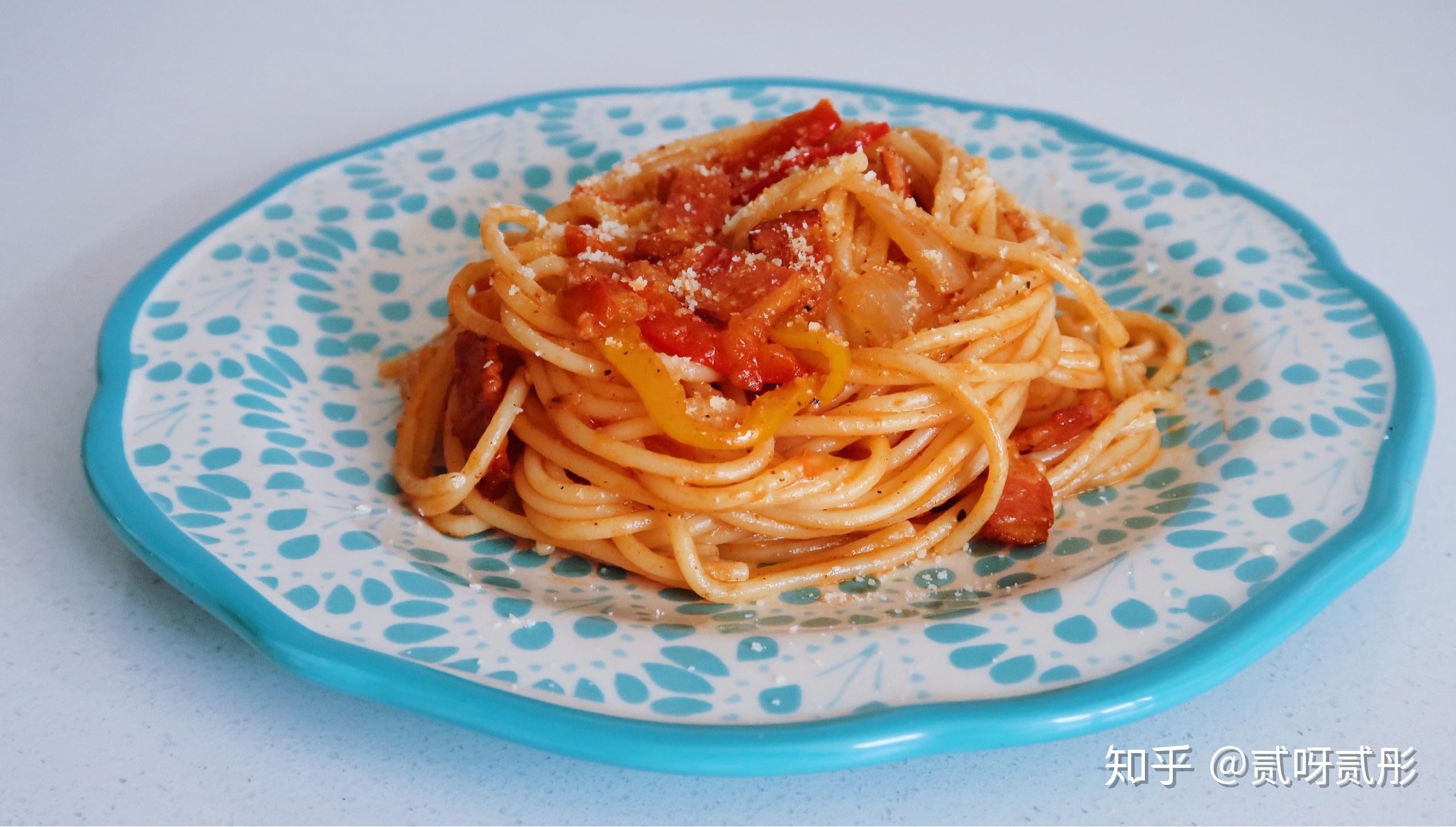 贰彤厨记超浓郁番茄培根意面