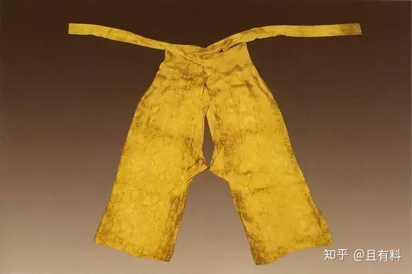 古代女人的内衣是肚兜，那她们到底有没有穿小裤裤？ - 知乎
