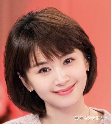 怎么知道自己的脸型适合什么样的头发 v2-4ca65047978f7061db0979e0a8c51c3d_b.jpg