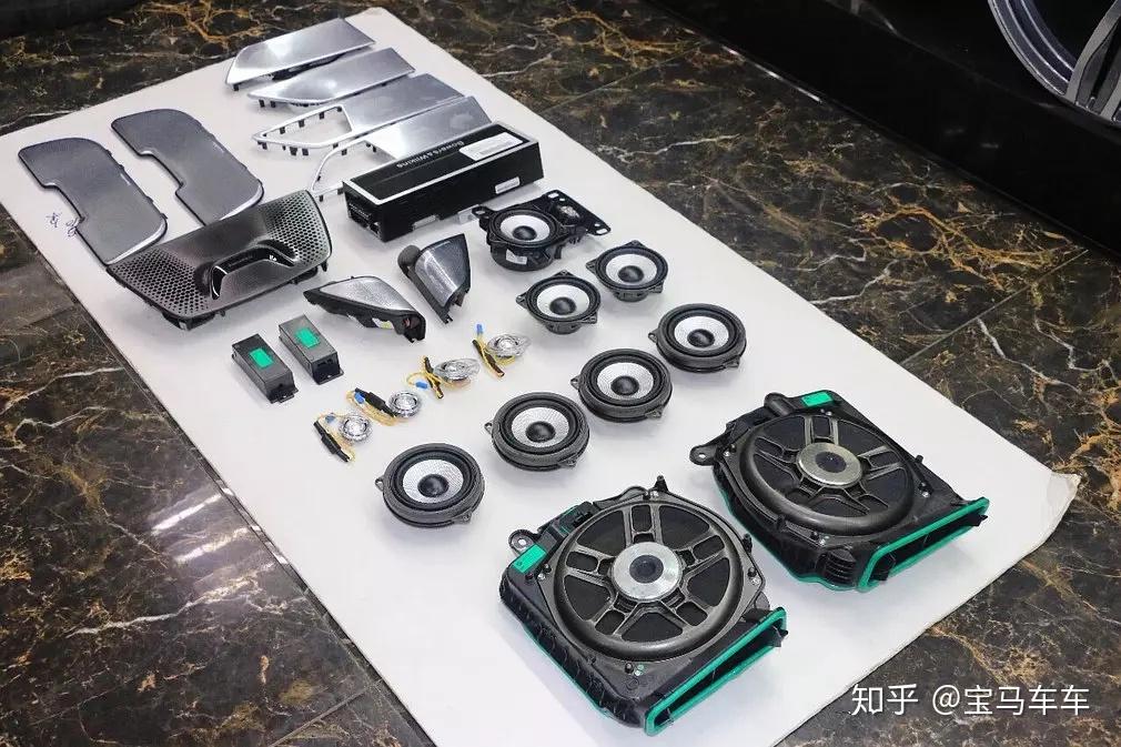 宝马新款7系g12升级原厂宝华韦健音响