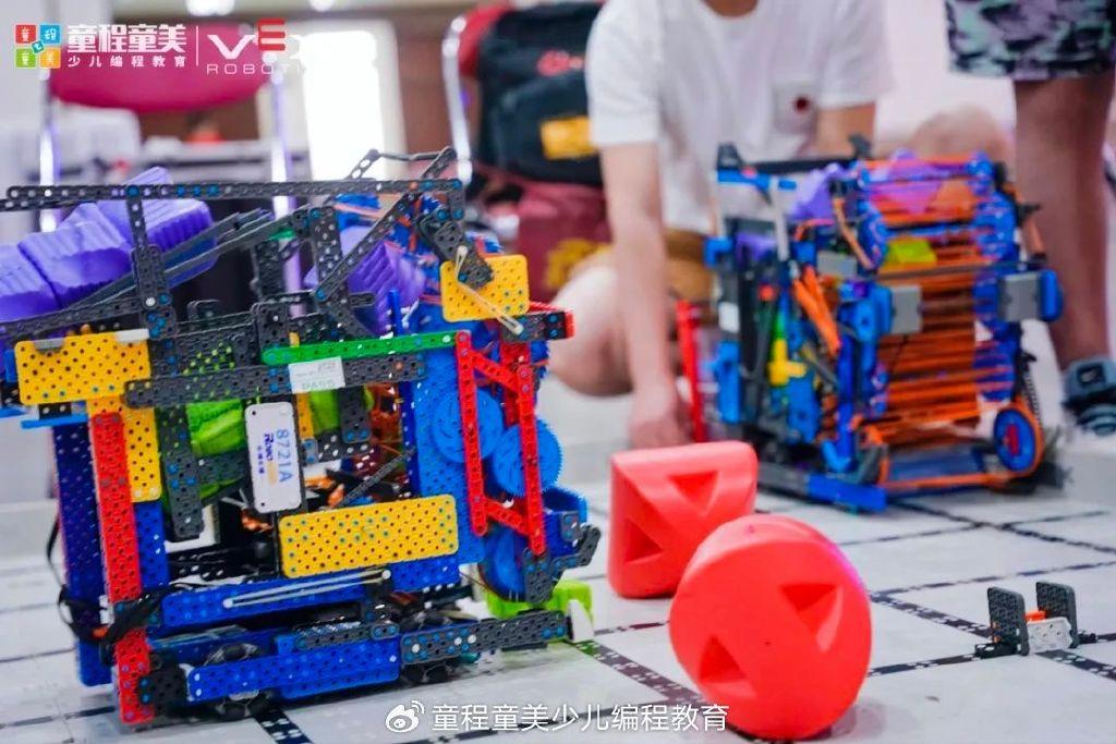 vex机器人大赛,又称vex机器人世界锦标赛(vex robotics competition)