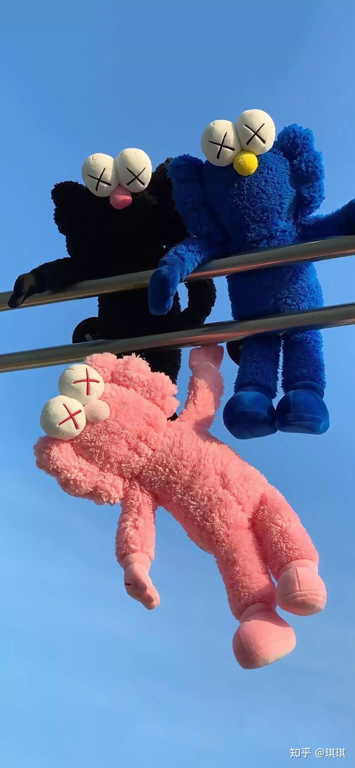 有哪些好的图片适合作qq自定义主题或者微信聊天背景?