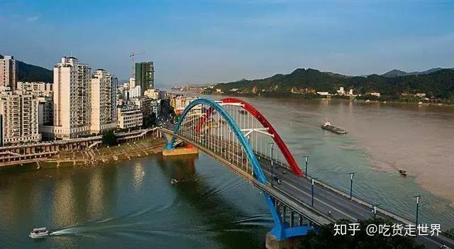 广西梧州人口经济总量_广西梧州(3)