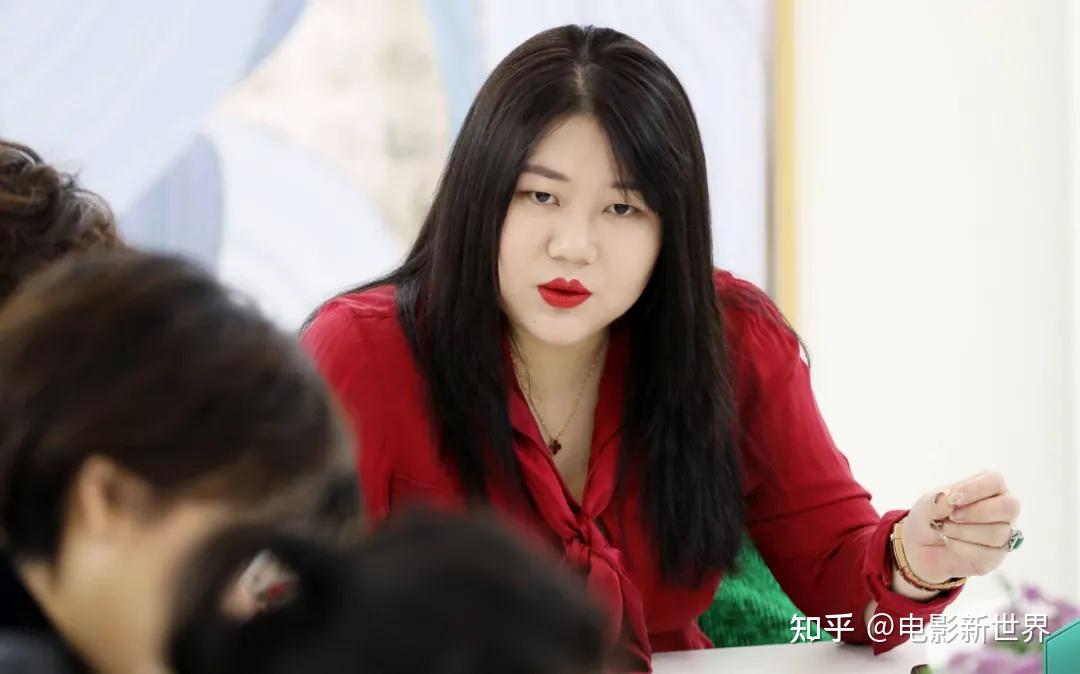 【嘉行天下】2014年由曾嘉,赵若尧和杨幂共同创建,旗下有影视公司.