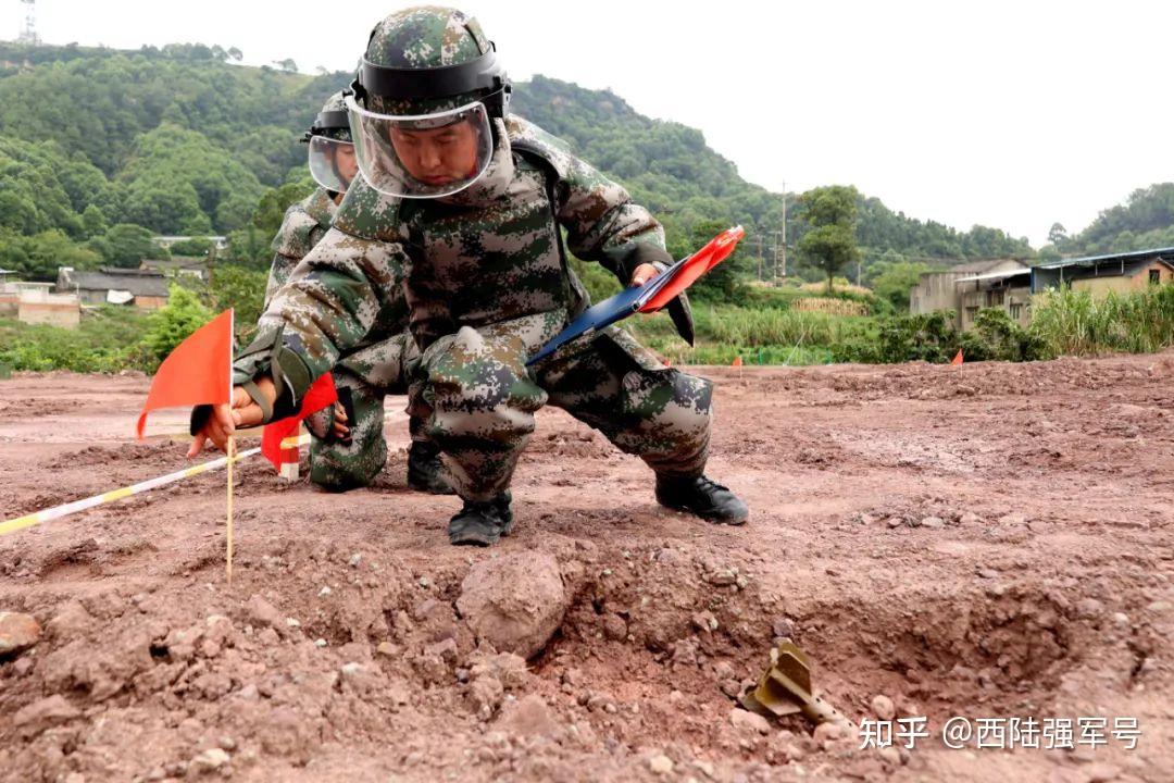 从军15载,排除140余枚未爆弹 - 知乎