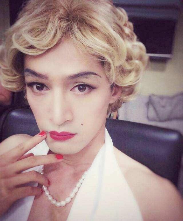 陈赫,我忍不住笑了,女装也改变不了你是曾小贤的体质.