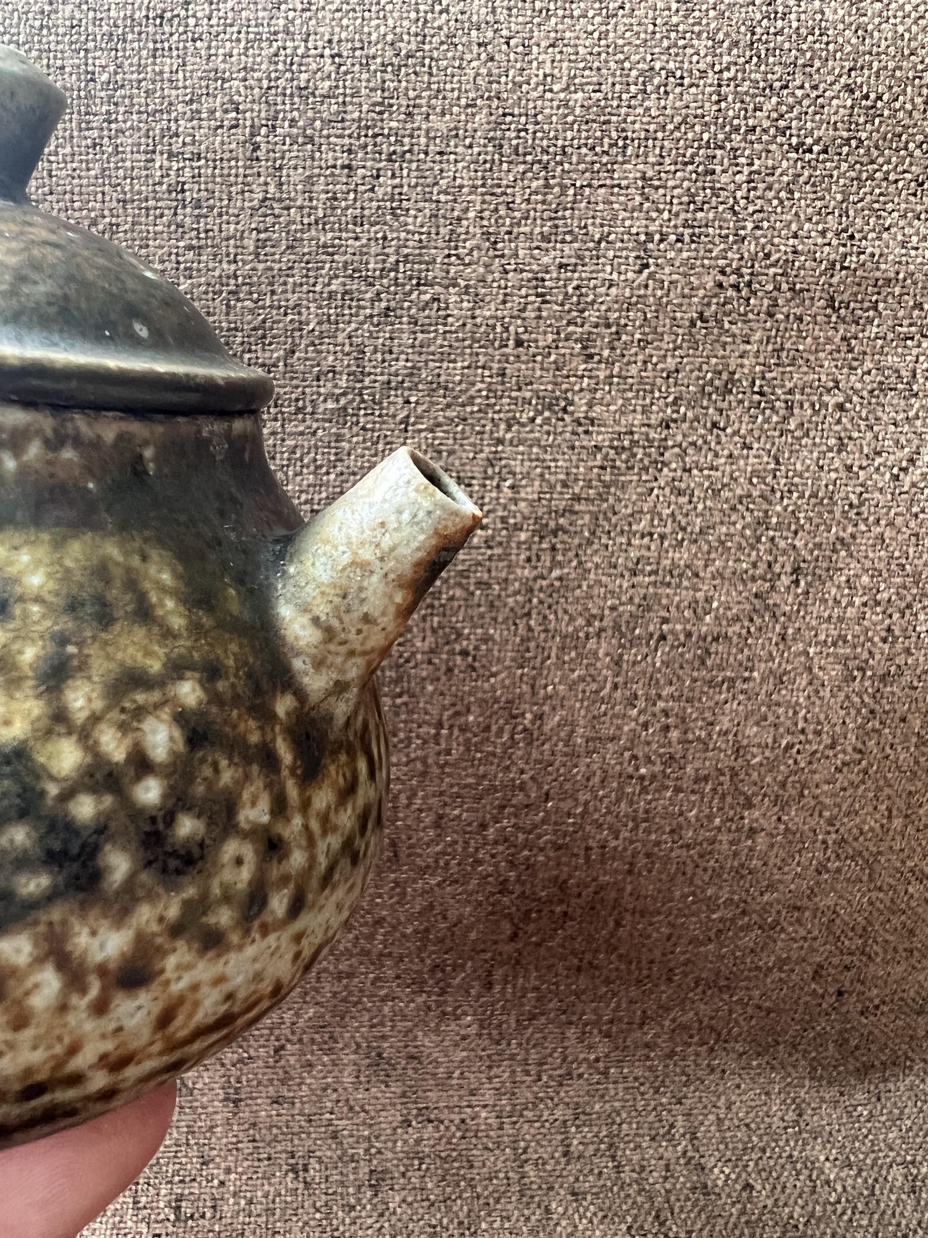 柴烧记二十:让茶变好喝的茶具,德化茶社手作柴烧自然落灰釉泡茶壶