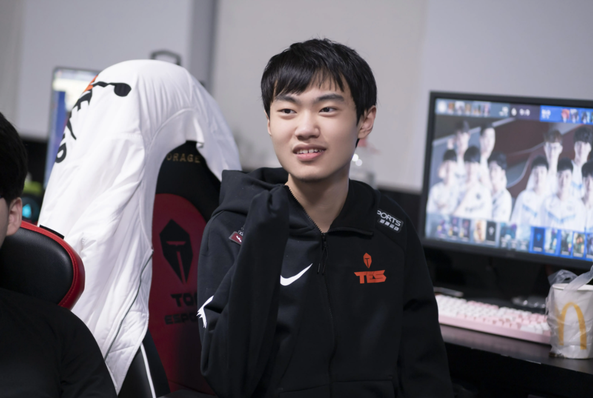 knight私生活风波,暴露出行业哪些问题? - 知乎