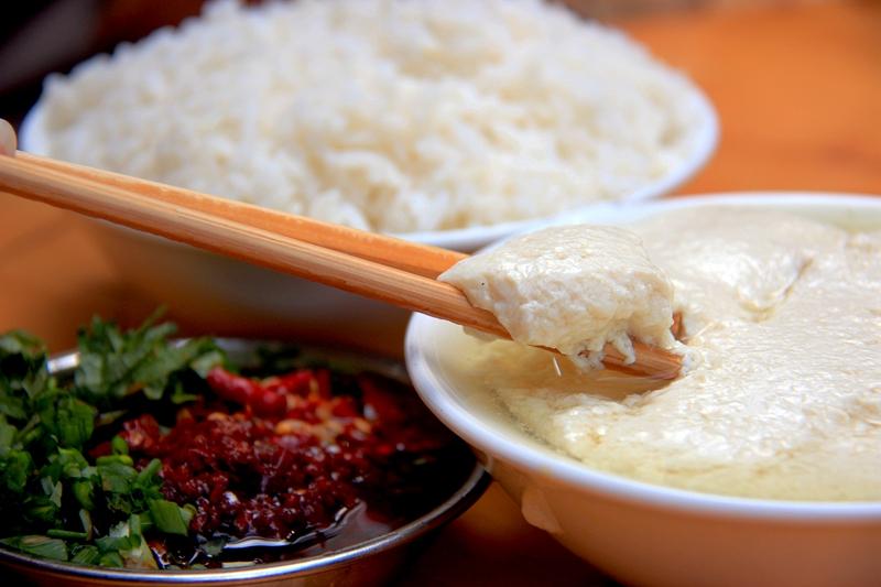 吃不腻的富顺豆花饭