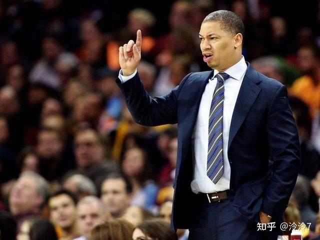 哈登组织进攻盘活全队攻势