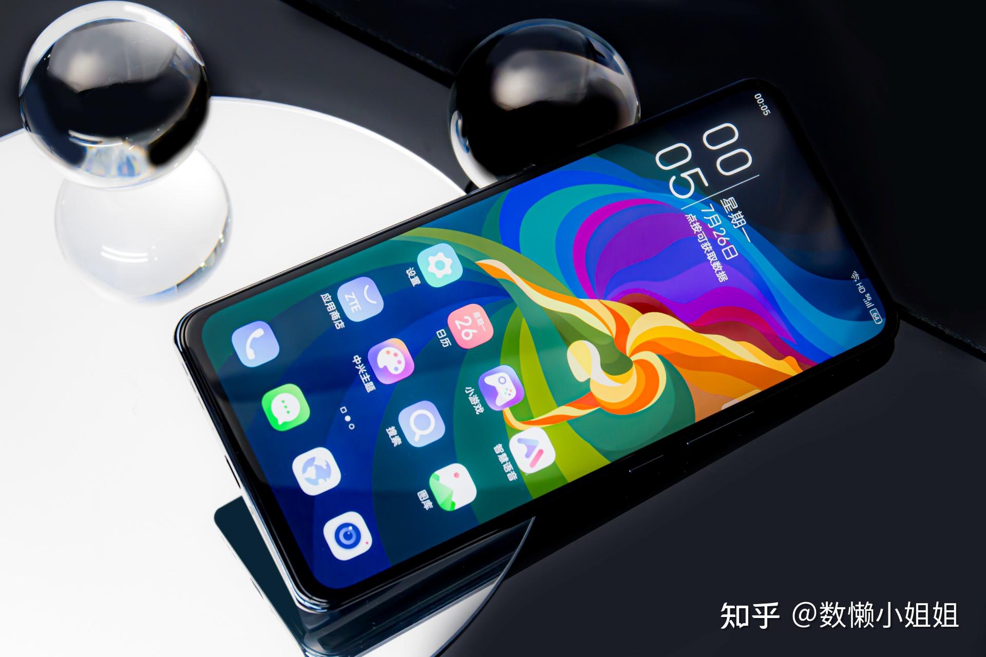 前置摄像头也进入了屏下时代 中兴 axon 30 屏下版图赏 - 知乎