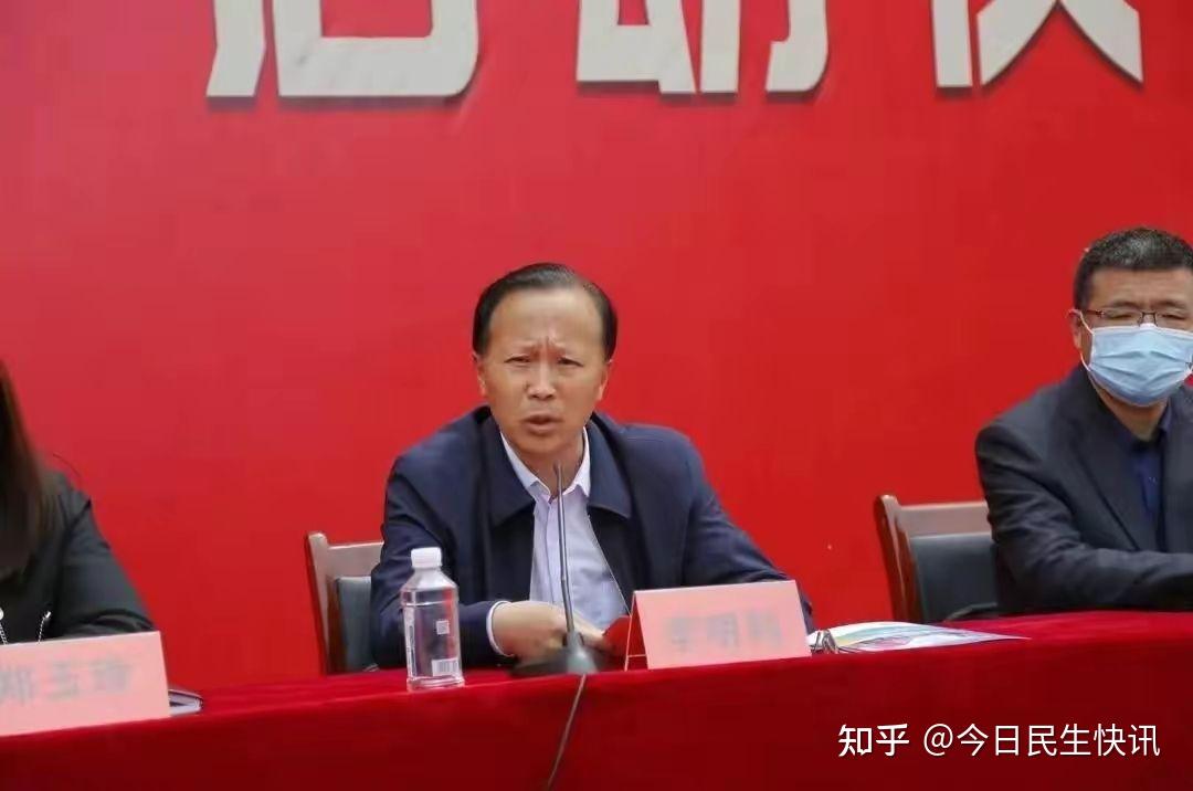 鹤壁市外国语中学教育集团与淇县一中集团化办学举行签约仪式