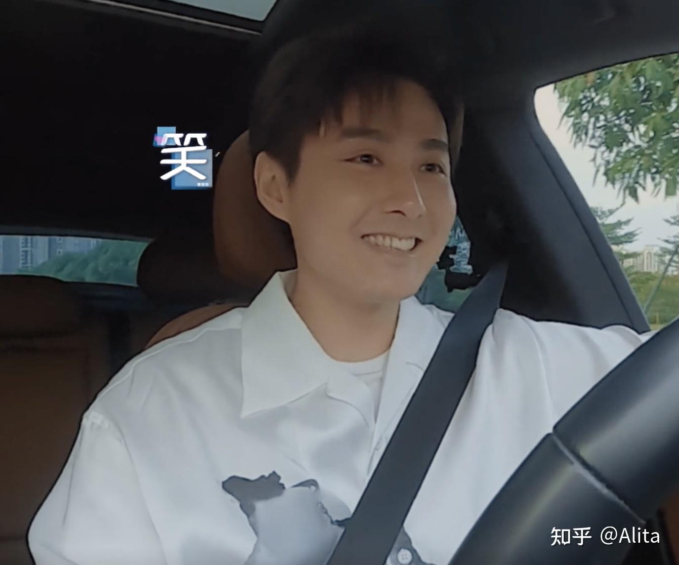 麦乐迪继续追问马总为什么知道自己的中文名,马总卖了